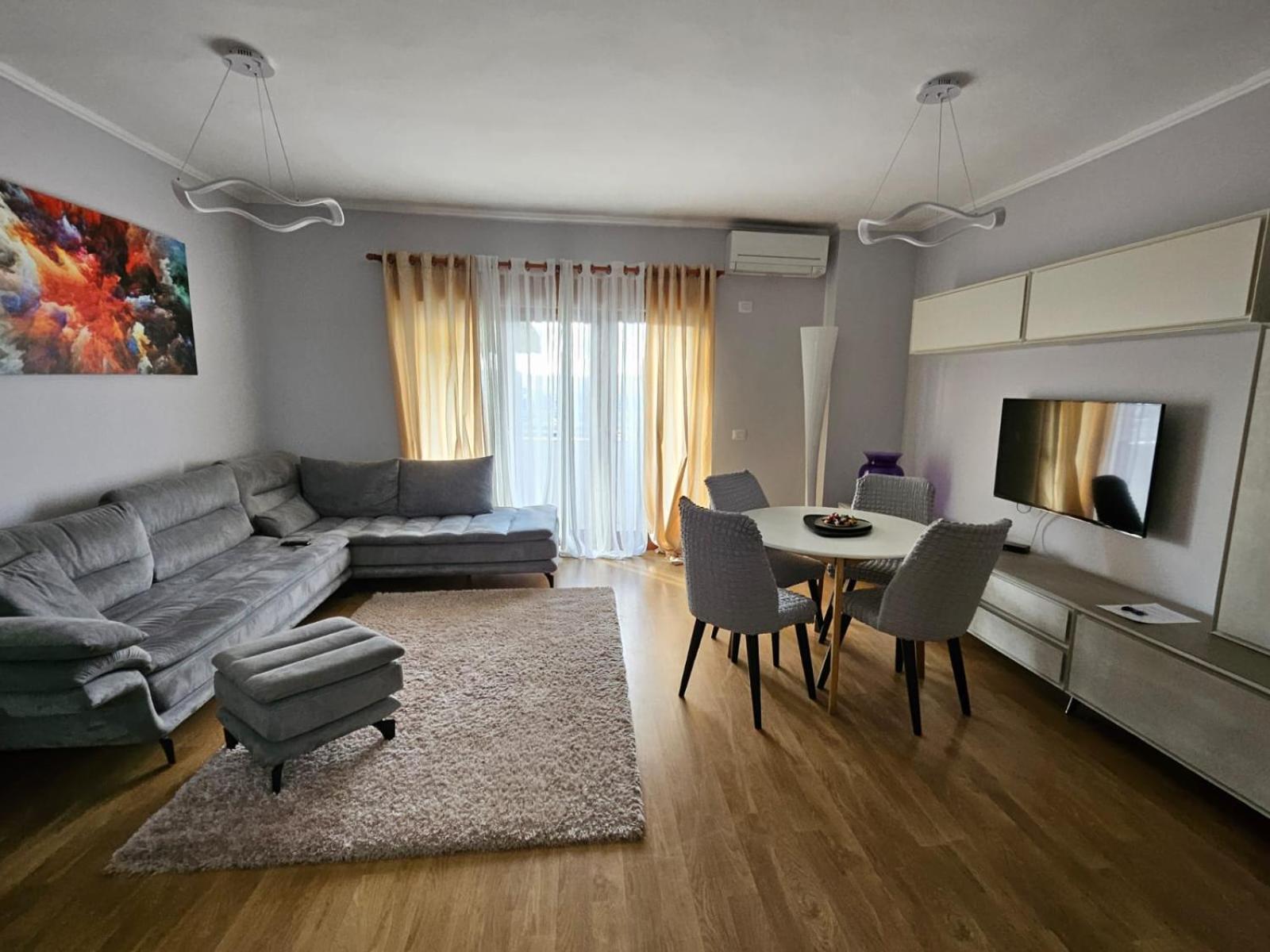 Apartmán Sky Dwelling Tirana Exteriér fotografie